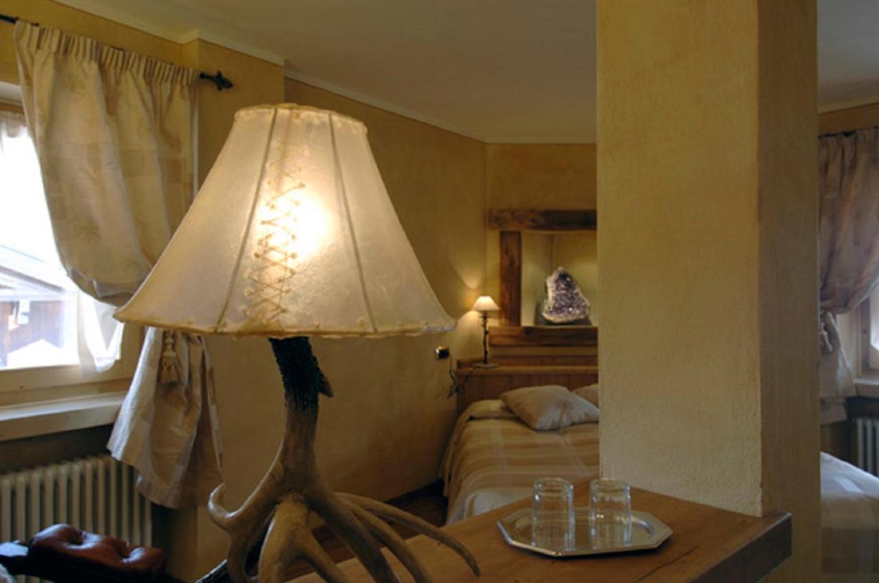 Hotel Da Compagnoni بيريوِل تْشيرفينيا المظهر الخارجي الصورة